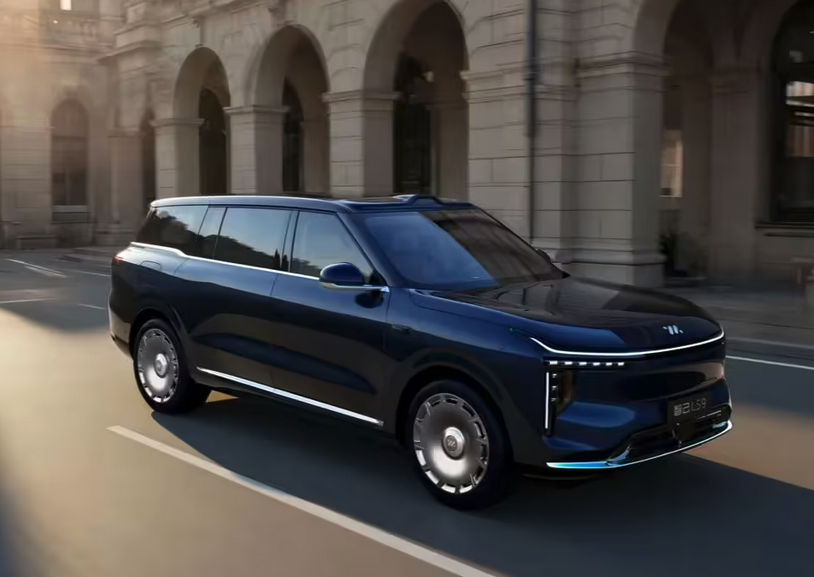 智己首款中大型增程SUV LS9完成工信部申报 大饼轮毂太吸睛